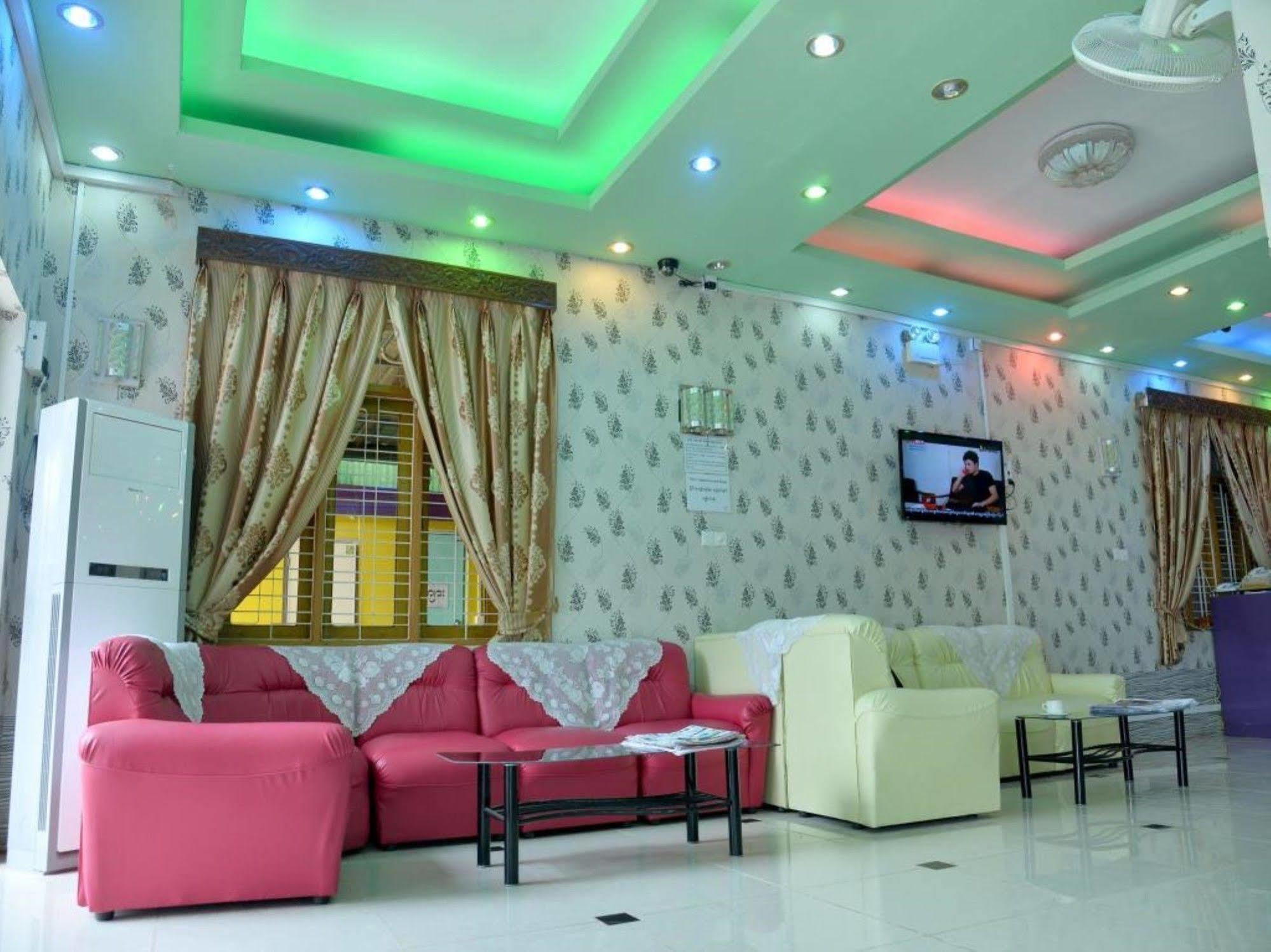 New Golden Forward Hotel Yangon Exterior foto